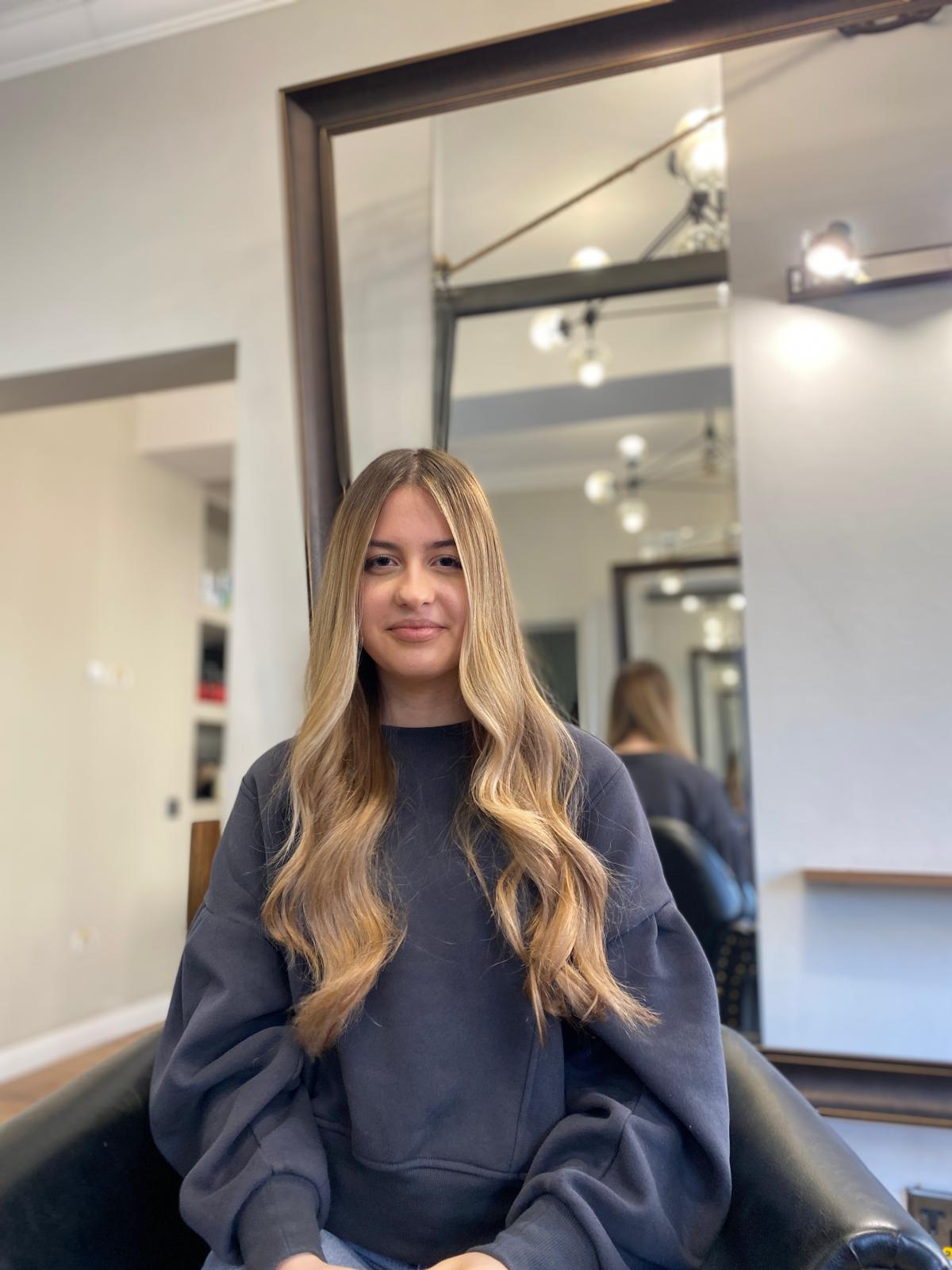 Onduleuri cu balayage realizate la Sassy Salon